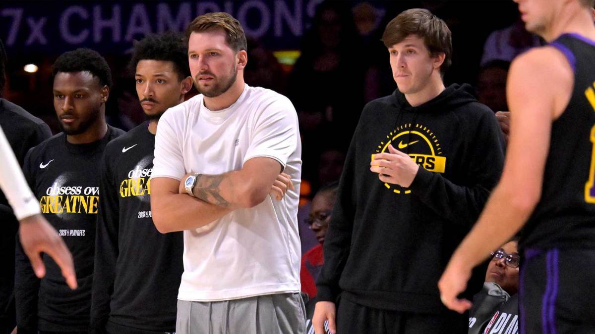 期待，湖人队的雷迪克指出奥斯汀·里夫斯回归后可以解决的弱点